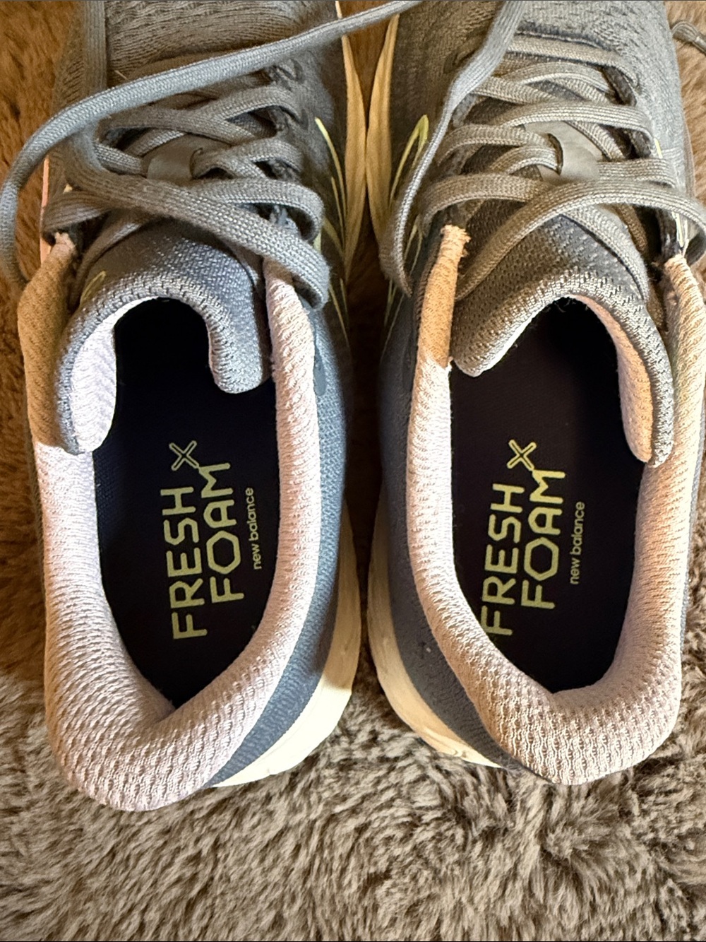 Like New New Balance Fresh Foam X Evoz Women's Gray & Pink Running Shoes - Picture 5 of 7